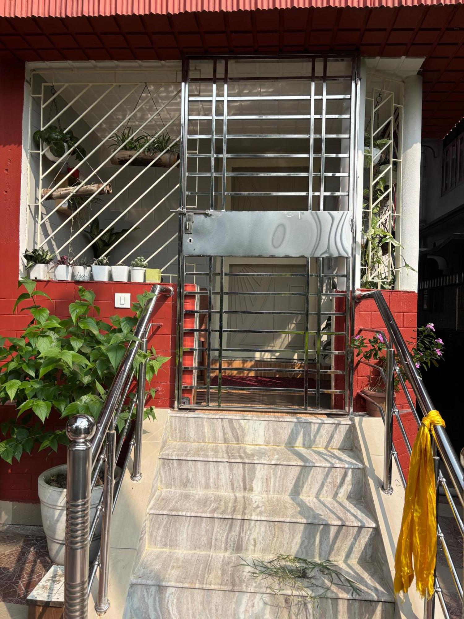 Newa House Homestay Siliguri Luaran gambar